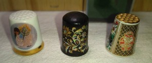lot 215 image: 1981 Caron Mint DeGrazia Festival of Lights, 2615000, TCC Shibata and Ceramic Thimbles