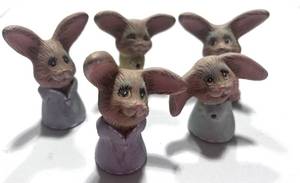 lot 9 image: Set of 5 Homco 1980s Easter Thimbles