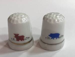 lot 37 image: Two Ceramic Thimbles Cow and Pig