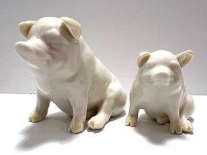 lot 193 image: Set of 2 Belleek Ireland Porcelain Pig Figurines