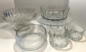 lot 204 image: Collection of 7 Vintage Pressed Glass Serving Pieces and Bowls
