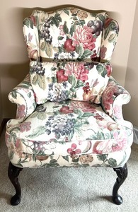 lot 15 image: Floral Upholstered Wingback Chair with Carved Wood Legs