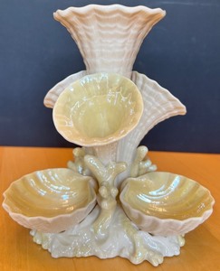lot 77A image: Belleek Porcelain Shell and Coral Epergne Vase