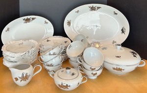 lot 86 image: Seyei Fine China Dinnerware Set with Silver Floral Design