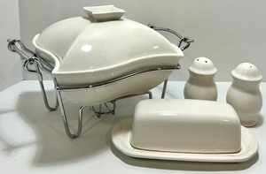 lot 266 image: Godinger 1 Qt Covered Porcelain Baker with Warmer, Salt & Pepper Shakers, and Pfaltzgraff Butter Dish Set