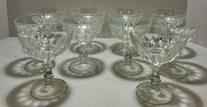 lot 349 image: Set of 10 Vintage Pressed Glass Dessert Coupes