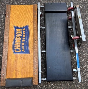 lot 103 image: Champion Auto Stores Rolling Mechanic Creeper with Caster Seat