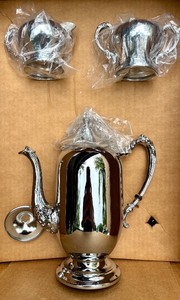 lot 319 image: Danny Wilson Chrome Tea and Coffee Set with Tray - Old New England