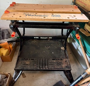lot 336 image: Black & Decker Workmate 400 Work Center and Vise