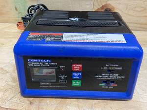 lot 106 image: CEN-TECH 21050 Amp, 12V Analog Charger with Engine Start (08112555)