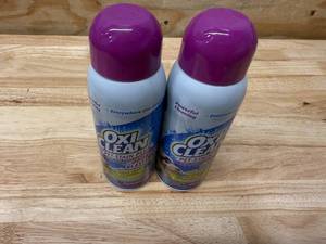 lot 96 image: Lot of 2 - OxiClean Pet-Stain Plus Cleaner & Odour Remover (0811254)