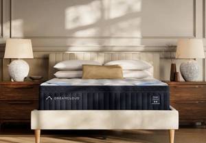 lot 6 image: DreamCloud Premier 13 King Size Mattress