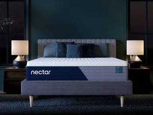 lot 10 image: Nectar Premier Hybrid 13 King Size Mattress