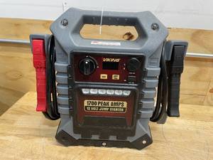 lot 156 image: VIKING 1700 Peak Amp Portable Car Battery Jump Starter and Power Pack (08122580)