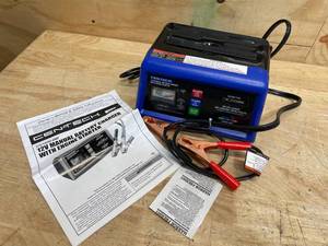 lot 158 image: CEN-TECH 21050 Amp, 12V Manual Charger with Engine Start (08122555)