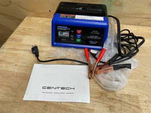 lot 159 image: CEN-TECH 21050 Amp, 12V Analog Charger with Engine Start (08122565)
