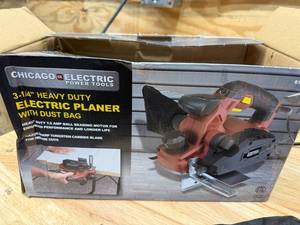 lot 167 image: Chicago Electric Power Tools 3-14 Heavy Duty Electric Planer with Dust Bag (08132550)