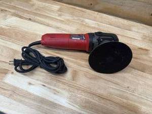 lot 169 image: Bauer 6 Polisher (08132565)