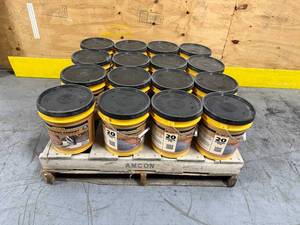 lot 41 image: QUIKRETE Lot of 16 - 20 lb. Anchoring Cement