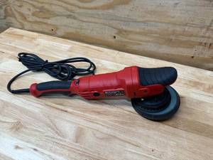 lot 31 image: Bauer 20mm Long-Throw Random Orbit 6 DA polisher (08132580)