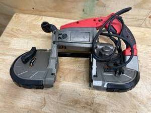 lot 199 image: BAUER 10 Amp Deep Cut Variable-Speed Band Saw (081425120)