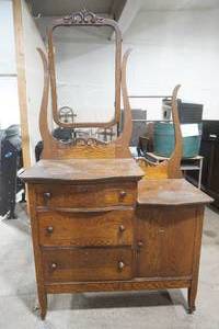 lot 6 image: Antique Vanity Dresser (No Mirror)