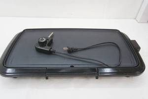 lot 36 image: Griddle