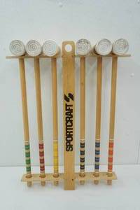 lot 41 image: Croquet Mallet Set 6ct wrack, 4 balls, stakes and poles