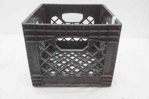 lot 66 image: Dean Foods Milk Crate