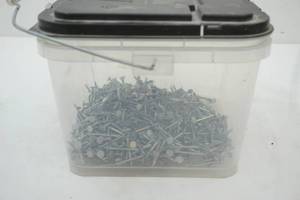 lot 77 image: Grip Rite Nails & Container