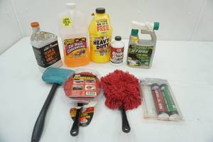 lot 81 image: Multi Purpose Grease, Brake Fluid, Car Wax