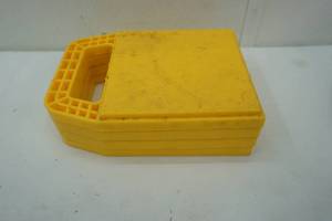 lot 88 image: 4ct RV Jack Pads