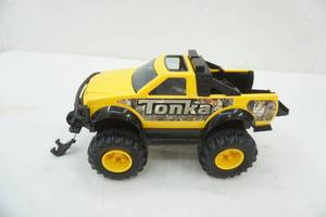 lot 115 image: Tonka Steel Classics 4X4 Pickup Truck
