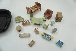 lot 147 image: Vintage Dollhouse Toys