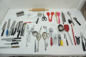 lot 179 image: Kitchen Utensils & Tote