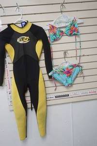 lot 212 image: Bikini & Wetsuit