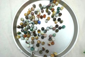 lot 277 image: Marbles, Babbles, Old Glass Jars