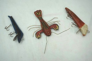 lot 329 image: Vintage Ice Spearing Decoys