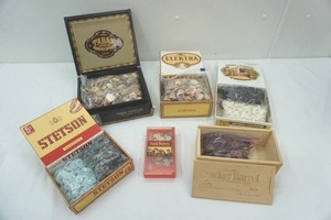 lot 331 image: Cigar Boxes with Buttons