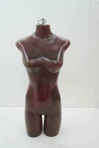 lot 359 image: Mannequin 34 tall