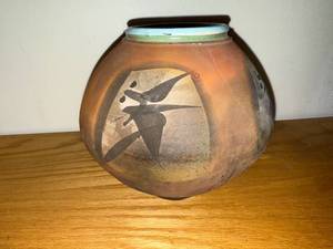 lot 2 image: Handcrafted Signed Raku Pottery Vase with Abstract Design