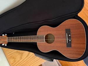 lot 34 image: Kohala KPT Soprano Ukulele with Cordoba Gig Bag