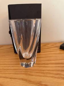 lot 46 image: Orrefors Residence Crystal Vase by Olle Alberius 16cm with Box