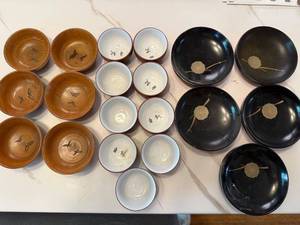 lot 49 image: Japanese Tea Cup and Bowl Set with Lacquer Plates and Wooden Bowls