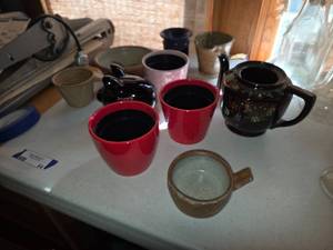 lot 64 image: Collection of Assorted Tableware and Decorative Pottery Items