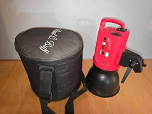 lot 77 image: Photo Basics Studio Strobe Light with Carrying Case
