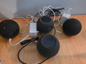 lot 89 image: Set of 4 Smart Speakers with Power Adapters