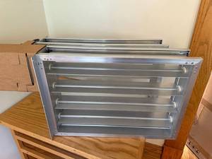 lot 92 image: Honeywell ZD20X14TZ Rectangular Zone Dampers with Power Motor