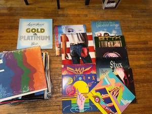 lot 107 image: Large Collection of Vintage Vinyl Records Assorted Artists