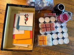lot 113 image: Lot of Assorted Tealight Candles, Wax Melts, Small Candles, and Note Cards